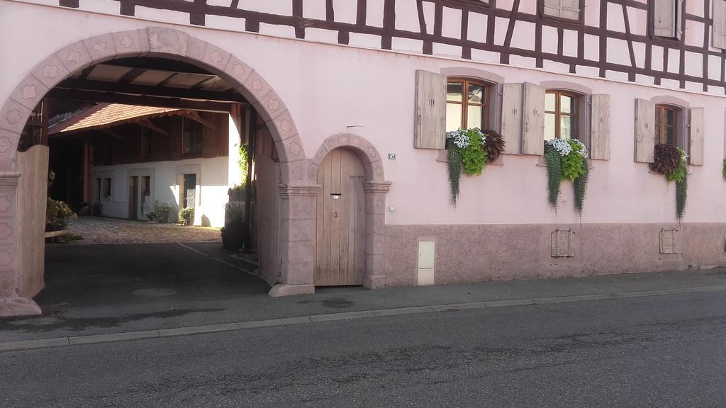 Bed and Breakfast Coté Cour Bischwihr Colmar Exterior foto